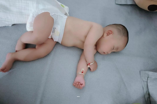 绵阳宝宝多大开始游泳